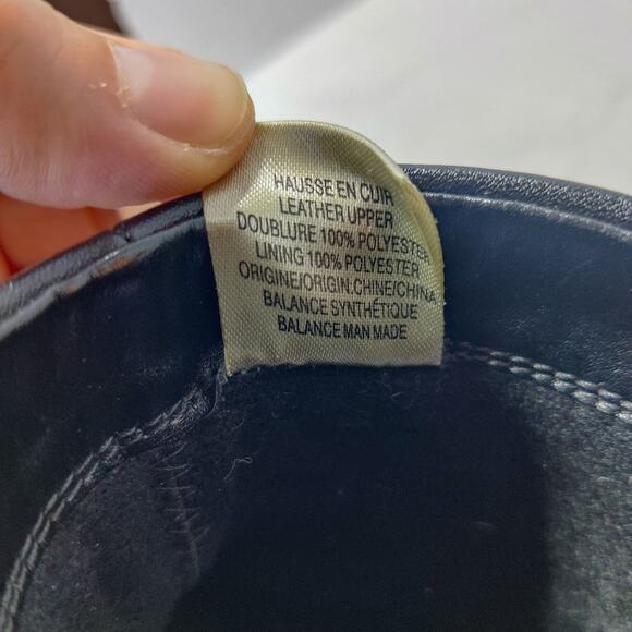 Blondo Eileen Waterproof Black Leather Heeled Ankle Booties Pointed Toe 6.5 - Picture 9 of 15